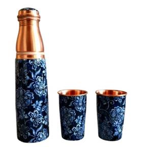 Bouteille en cuivre gravée antique avec logo personnalisé 650 ML, Artisanat exquis rencontre un design intemporel, Thermos en cuivre texturé - Product Image 1