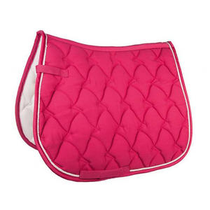 แผ่นรองอานม้าแบบใหม่ ขายดี บริการ OEM ออกแบบเองได้ สำหรับฤดูหนาว ทำจากขนสัตว์ อุ่นสบาย สำหรับกีฬาขี่ม้า - Product Image 4