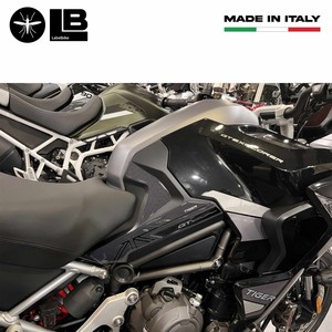 Adesivi Protettivi Laterali Personalizzati per Triumph Tiger 1200 GT Explorer 2023, Adesivo Serbatoio Incluso - Product Image 3
