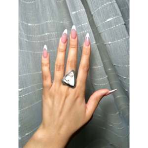 Anillo Dave Skeets Statement con Caballo Salvaje y Plata de Ley, Anillo Agrupado con Incrustaciones de Piedras Naturales, Talla 8.75, Uso Diario - Product Image 5