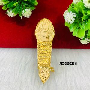 Anillos largos chapados en oro, joyería de moda de un gramo, anillos chapados en oro para mujer, todos los diseños, anillos chapados en oro con un diseño elegante. - Product Image 2