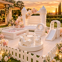 Ensemble de jeux souple pour tout-petits avec piscine à balles blanches, équipement de terrain de jeu intérieur/extérieur pour enfants, idéal pour les fêtes d'anniversaire et la location événementielle