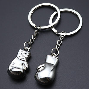Mini gant de boxe 3D personnalisé porte-clés gants de boxe en argent porte-clés en métal porte-clés de sport cadeau porte-clés de boxe pendentif souvenir - Product Image 2