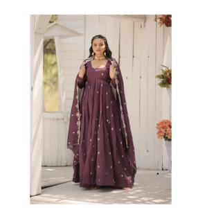 Nouvelle collection de robes avec broderie Séquence Work Party Wear robe de soirée élégante au prix de gros - Product Image 1