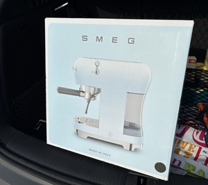 เครื่องชงกาแฟเอสเพรสโซ่50s สไตล์ย้อนยุค ECF01BLUS smegg ใหม่สำหรับใช้ในบ้านโรงแรม - Product Image 3