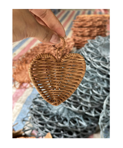 Adornos de mimbre para árbol de Navidad hechos a mano, decoración navideña de mimbre, proveedor mayorista de Vietnam - Product Image 1