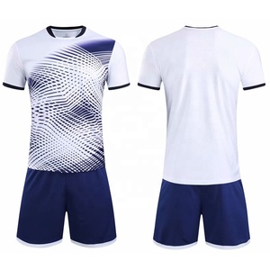 ชุดกีฬาเสื้อเจอร์ซีย์ฟุตบอลแห้งเร็วระบายอากาศได้ดีพิมพ์ลายซับลิเมชันใหม่ออกแบบได้ตามต้องการ - Product Image 4