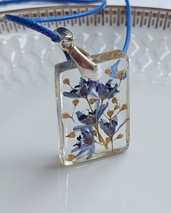 Couleur pleine résine nackles Creative Handmade Glowing nackles Dans unique Dark Blue Sky Clouds Resin Luminous Necklace For Wome - Product Image 3