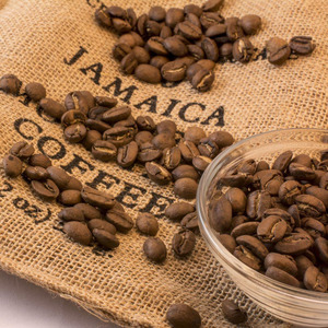 Grains de café Arabica biologiques en vrac de qualité supérieure Vente en gros Café vert naturel Qualité d'exportation Fourniture de grains de haute qualité - Product Image 2