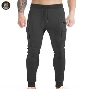 Pantalon cargo en maille respirante personnalisé en gros, séchage rapide, multifonctionnel, multi-poches, bouton, homme - Product Image 3