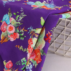 Tela de rayón Challis con estampado floral liso de viscosa 45S de alta calidad para mujer - Product Image 1