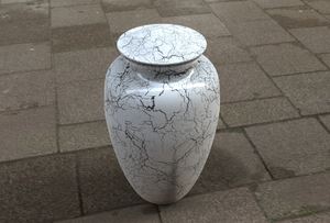 สีขาวหินอ่อนความสง่างามเผาศพโกศสำหรับเถ้ามนุษย์โกศจาก L MAX B ส่งออกผู้ผลิตอินเดียอุปกรณ์งานศพ - Product Image 4