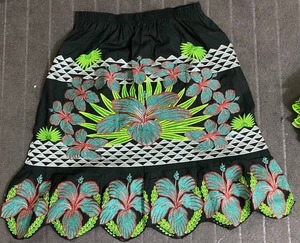 กระโปรงยาวสไตล์ฮาวายสำหรับผู้หญิงกระโปรงยาวแบบลำลองของผู้หญิงกระโปรงฮาวายปักลายสไตล์ใหม่ - Product Image 2