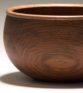 Cuenco de madera de grano natural perfecto para decoración de encimera de exhibición de frutas o presentación de comedor rústico - Product Image 4