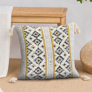 100% housses de coussin Jaipuri brodées à la main avec des motifs floraux géométriques vintage pour la décoration intérieure et extérieure - Product Image 2