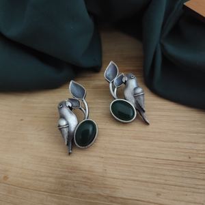 Direct Indian Supplier's Best Selling High Quality NYRA Parrot Silver <b>Stud</b> Earrings Geometric Pattern Design High Grade Fashion - Product Image 5