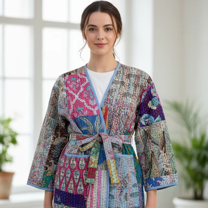 Veste Kimono Kantha Stone Wash, robe indienne à motifs floraux faite à la main, matelassée et respirante, manteau d'automne et d'hiver - Product Image 1