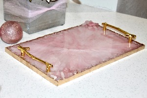 Bandeja de servicio de resina hecha a mano de alta calidad para decoración de bar de cócteles, modelo de estilo de amor AALIYAN IMPEX cuadrado de bajo costo - Product Image 4