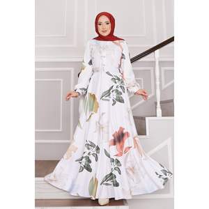 Robe hijab blanche à motifs de lys avec manches longues - Product Image 3