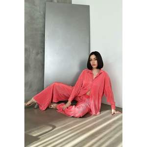 กางเกงพลีทสีชมพูบานเย็นสำหรับผู้หญิง ยี่ห้อ Topshow ขายส่ง - Product Image 3