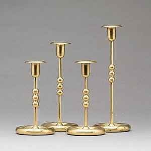 Bougeoir élégant en métal orné d'un design traditionnel adapté aux temples maisons patrimoniales et aux intérieurs spirituels - Product Image 6