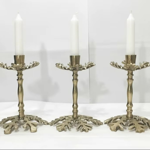 Candelabro de Metal con Diseño de Copo de Nieve, Ideal para Decoración Navideña o Regalos de Acción de Gracias - Product Image 1