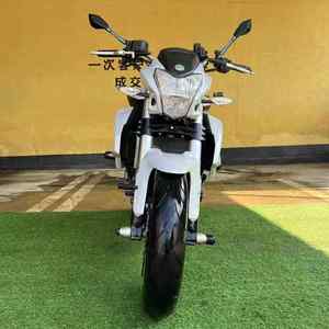 Motocicleta CLEAN Directo de Fábrica Equipada con Motor Bicilíndrico Sincrónico en Línea de 300 CC - Product Image 3