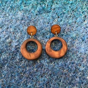 Vente en gros de boucles d'oreilles en bois fournisseur de bijoux faits main - Product Image 6