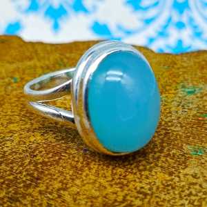 Meilleure vente bijoux en argent Antique calcédoine naturelle forme ovale bague en pierres précieuses belle couleur bleue Cabochon anneaux en pierre - Product Image 1