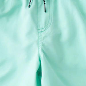 กางเกงขาสั้นชายหาดลำลองเอวยางยืดพิมพ์ลายรุ่นล่าสุด รับทำโลโก้ตามสั่ง MOQ ต่ำ ป้องกันแบคทีเรีย ระบายอากาศ ยืดหยุ่น 100% - Product Image 4