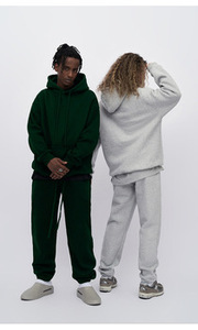 Ensemble de survêtements de survêtement de survêtement en polyester 100% léger unisexe avec logo personnalisé en gros - Product Image 2