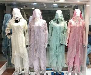 Vêtements indiens et pakistanais traditionnels élégants pour femmes Costume Salwar classique et élégant Kurta Dupatta pour les fêtes et les cérémonies - Product Image 1