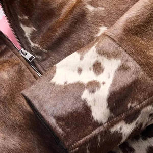 Cheveux d'impression de vache pour femmes sur la veste en cuir de peau Style occidental Zip complet sur le devant avec texture de fourrure naturelle - Product Image 3
