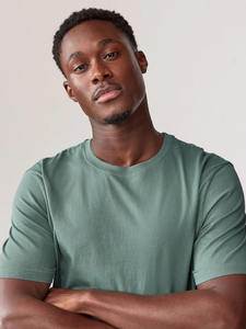 Camiseta de ropa informal relajada para hombre, proveedor de ropa de calle personalizada, ropa de moda para uso diario y compradores mayoristas a granel - Product Image 4