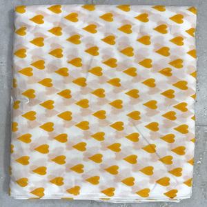 Tela de Algodón Estampada en Bloque, Ligera y Ecológica, Ideal para Confección de Cortinas y Vestidos, Diseño Floral Hecho a Mano en India - Product Image 1