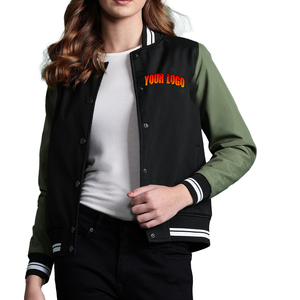 Chaqueta Universitaria Personalizada para Mujer con Tela de Lana, Mangas Negras, Diseño Invernal Cortavientos y Ecológico - Product Image 4