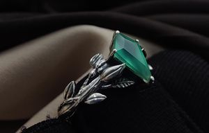 Anillo de Plata de Ley 925 con Ónice Verde en Corte Cometa, con Opciones de Baño de Oro, Joyería de Piedras Preciosas Hecha a Mano, Venta al por Mayor, Personalizable - Product Image 6