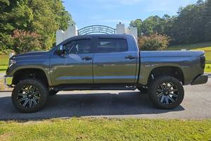 LISTO PARA ENVIAR RHD/LHD TOYOTA TUNDRA 2021 4X4 MOTOR V8 DE 5.7 LITROS - Product Image 5