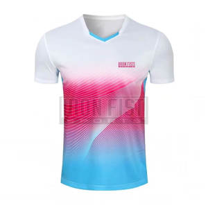 Maillot de football pour homme léger, respirant et confortable à manches courtes, idéal pour les matchs en plein air - Product Image 1