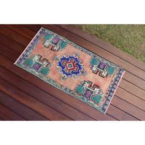 Vintage 1.5x3.1 ft Rug, Turkish Rug, <b>Red</b> Solid Rug <b>Wool</b> - Product Image 3