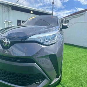 Toyota C-HR 2021 en parfait état - Product Image 2