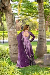 Ensemble Anarkali de luxe violet royal brodé Unity avec dupatta – Tenue de fête haut de gamme en mousseline longue et respirante - Product Image 2