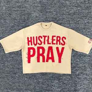 T-shirt court personnalisé pour homme en coton, col en V, coupe carrée, avec broderie, imprimé, patchwork en maille cousue et appliqué, et motifs découpés - Product Image 2