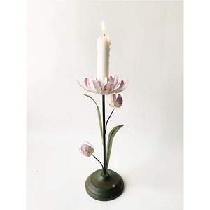 Bougeoir en métal floral vert antique, unique, peint à la main, bougeoir vertical à fleurs pour décoration de table de luxe, support de bougie - Product Image 4