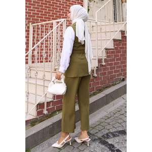 Elegante Conjunto de Chaleco de 2 Piezas Color Caqui MSW19249-4 con Detalle de Bolsillo, Blusa Larga Casual de Poliéster 100% con Cuello Redondo y Manga Larga - Product Image 4