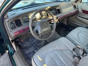 USADO, Volante a la Izquierda/Derecha, 2000 MERCURY GRAND MARQUIS GS, Sedán de 4 Puertas - Product Image 3