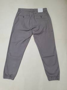 กางเกงวิ่งขาตรงของผู้ชายลำลองระบายอากาศได้ดีเป็นมิตรกับสิ่งแวดล้อมผ้าฝ้ายสแปนเด็กซ์มีซิปน้ำหนักเบาสำหรับกีฬายิมจากบังคลาเทศ - Product Image 2