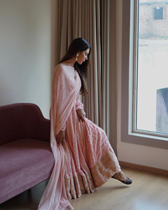 Vestido de trabajo de lentejuelas bordado pesado étnico indio tradicional con parte inferior completamente cosida y ropa de fiesta Dupatta Look al por mayor - Product Image 2