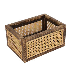 Organisateur élégant en rotin tissé pour la décoration intérieure et les solutions de rangement dans le salon ou la chambre à coucher avec finition naturelle - Product Image 1