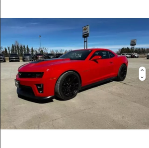 Chevrolet Camaro ZL1 d'occasion en excellent état, coupé haute performance, faible kilométrage, prêt à être expédié - Product Image 2